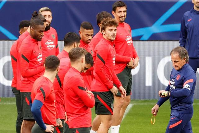 库里16分布朗尼5中1 勇士大胜湖人季前赛5连胜